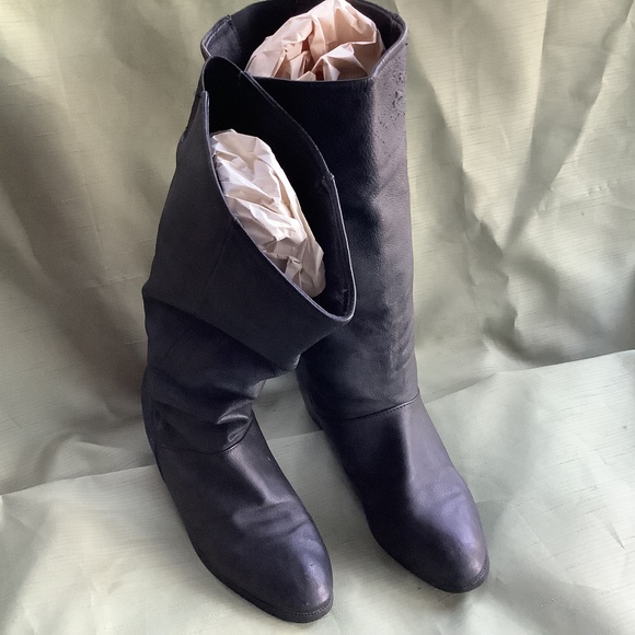 Pull-on above calf boots - Picture 1 of 12